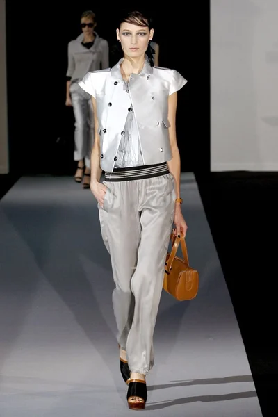 Look 17